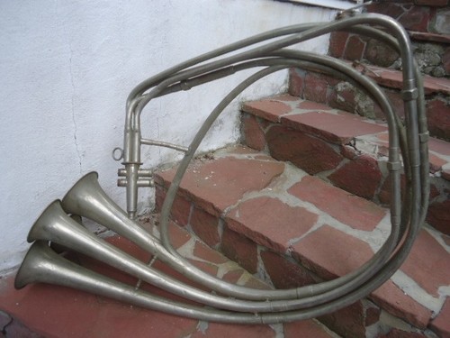 Trompete fanfare tuba aus - trompete,,