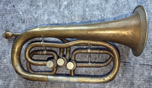 Althorn mit triangulär - althorn, f