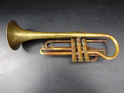 Alte trompete 42 cm - 42,
